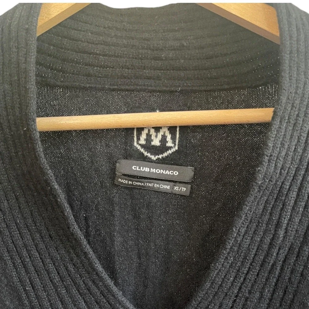 Club Monaco Ralph Lauren Black Cashmere V-Neck Pullover Sweater XS‎